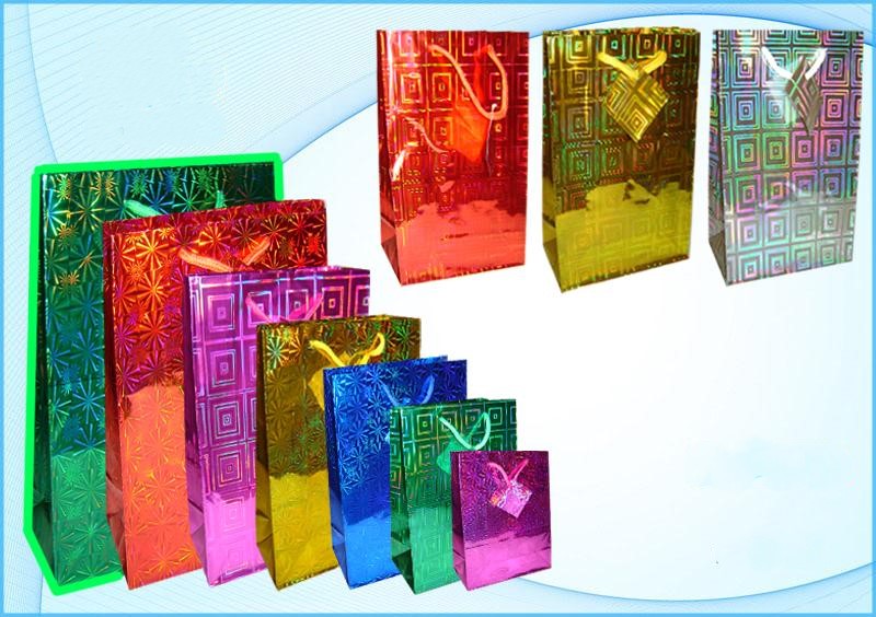 Пакет подарочный 32*43 голография MC BASIR ассорти , арт. МС-1432